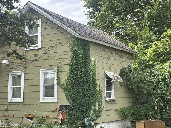 Property Photo:  225 N West Avenue  IL 60901 