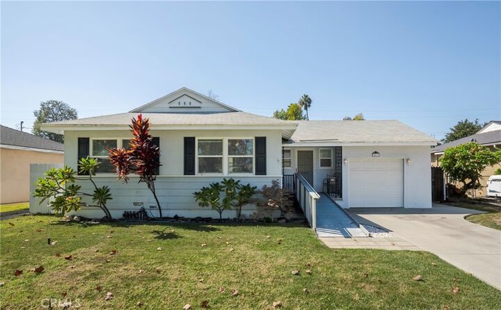 Property Photo:  10433 La Serna Drive  CA 90603 