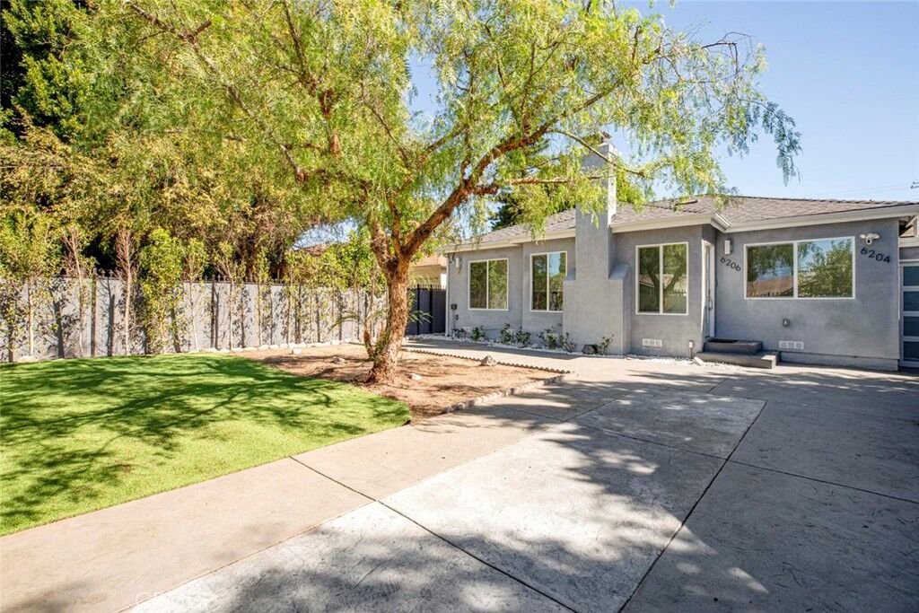Property Photo: 6206 Camellia CA 91606