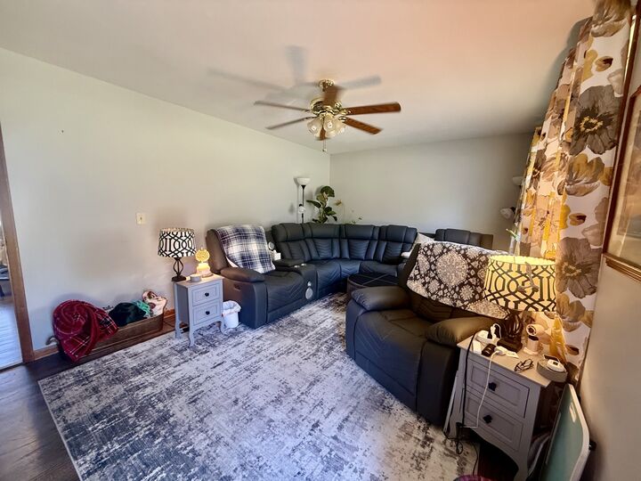 Property Photo:  104 Burrum Dr  TN 37160 