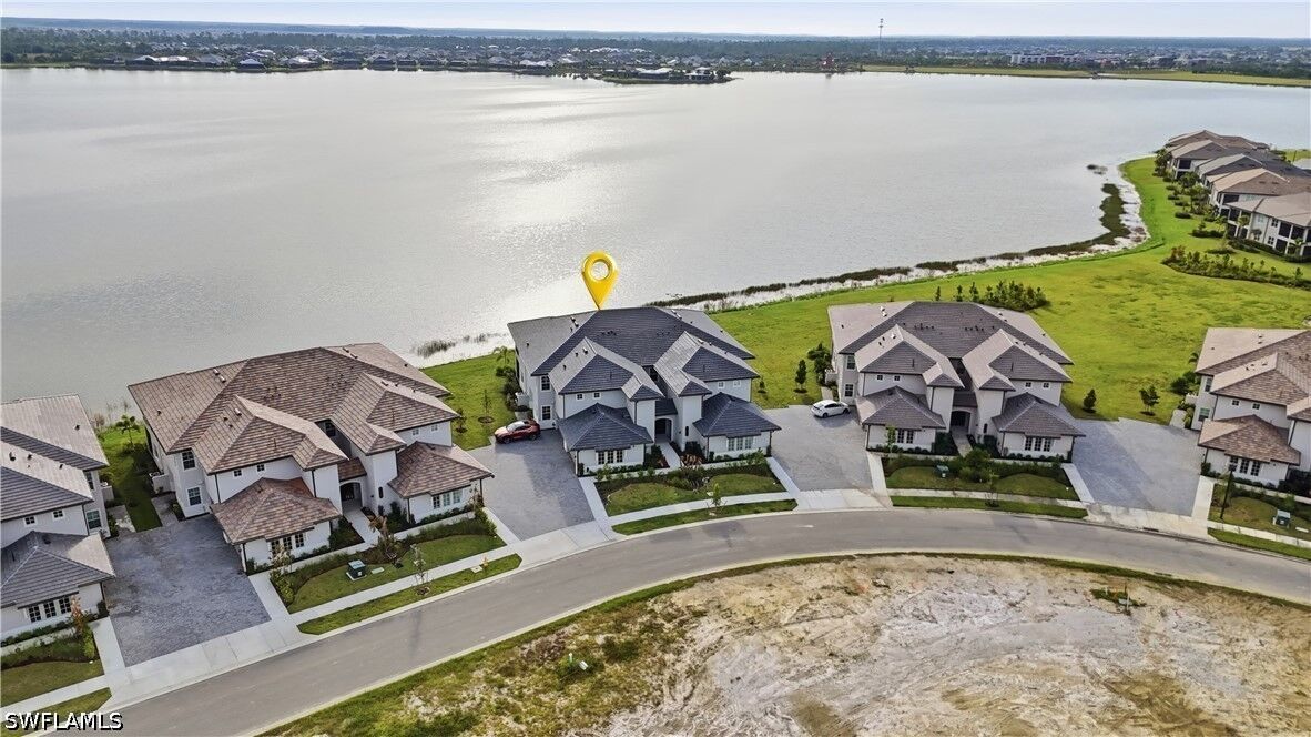 Property Photo:  16410 Willowgreen Road 1121  FL 33982 
