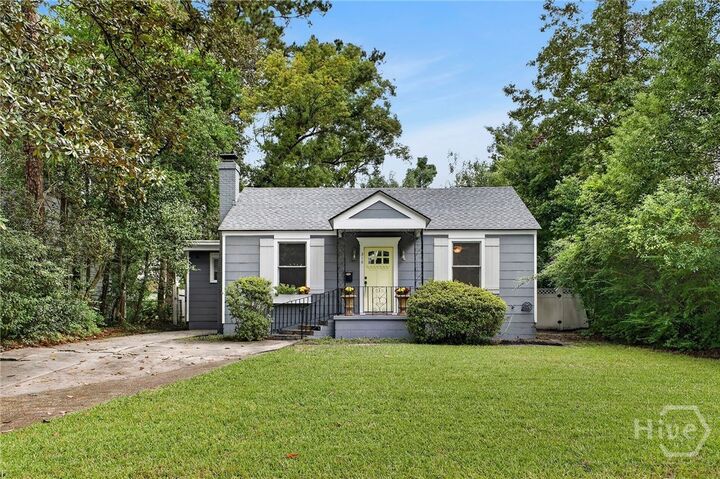 Property Photo:  316 E 57th Street  GA 31405 