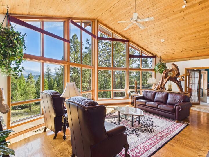 Property Photo:  74 Kompan Rd  WA 99150 