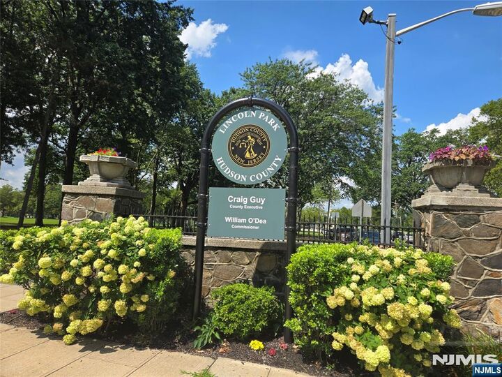 Property Photo:  598 West Side Avenue  NJ 07304 