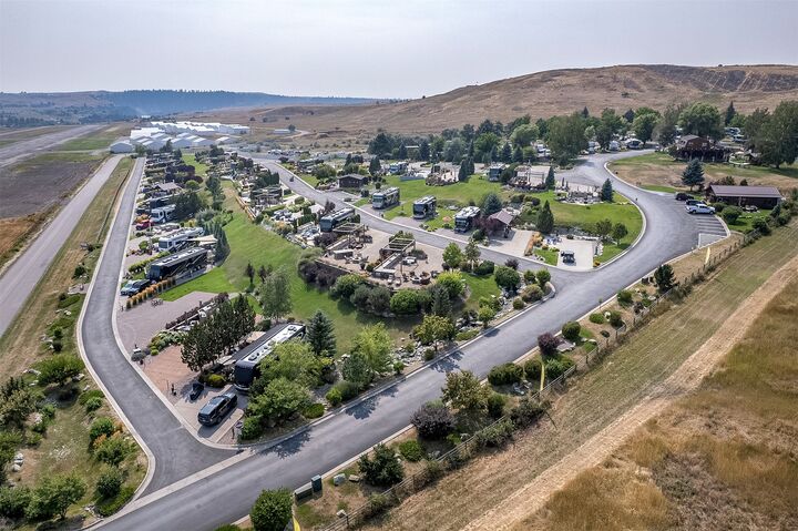 Property Photo:  200 Irvine Flats Road 181  MT 59860 
