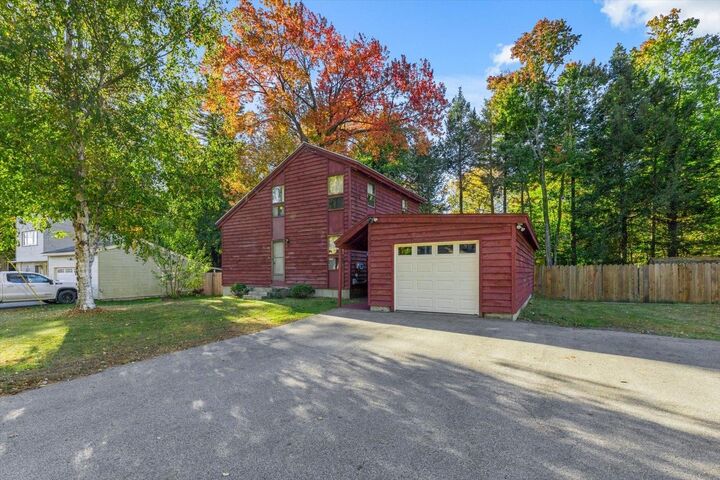 Property Photo: 66 Robbins Road NH 03431