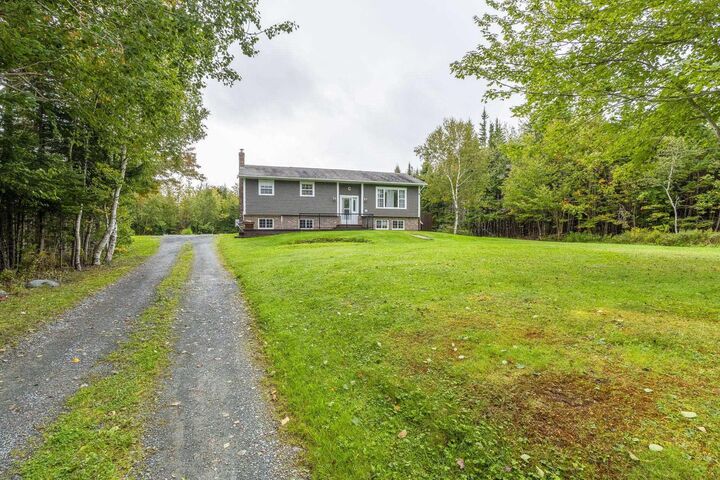 Property Photo:  20 Flandrum Hills Road  NS B3G 1K3 