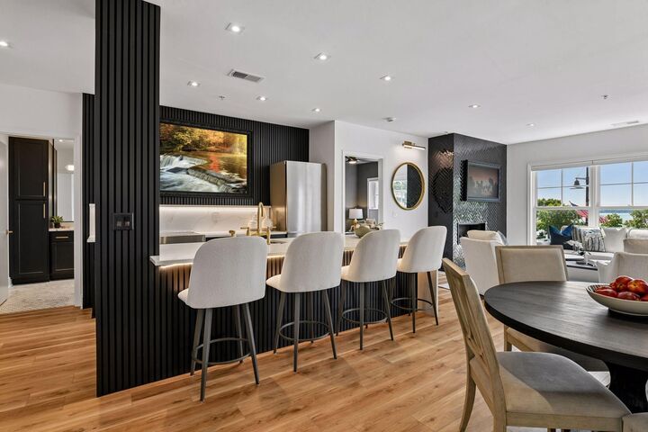 Property Photo:  4100 Spring Street 212  MN 55384 