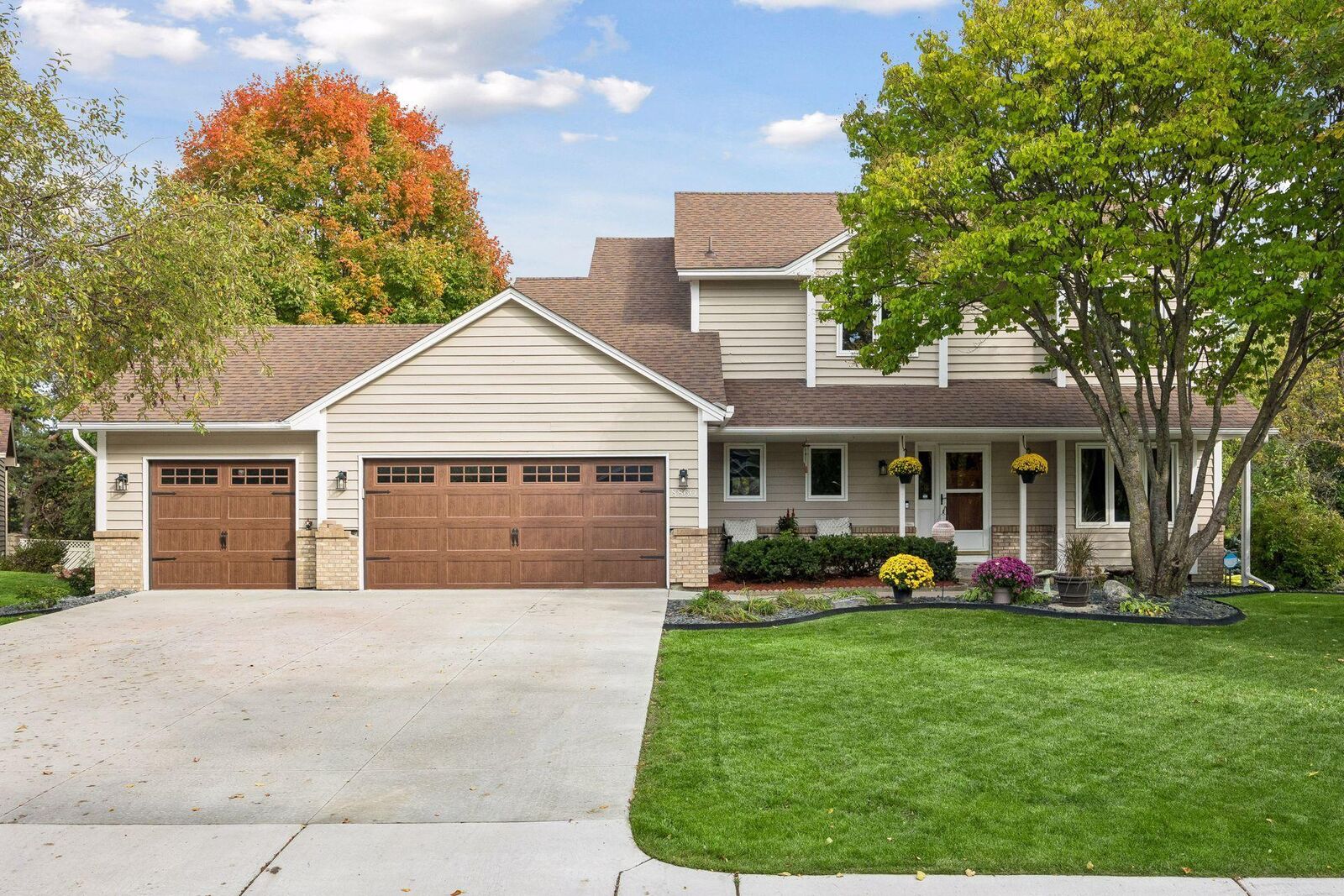 Property Photo: 8860 Everest Lane N MN 55311