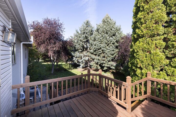 Property Photo:  1028 16th Avenue E  ND 58078 