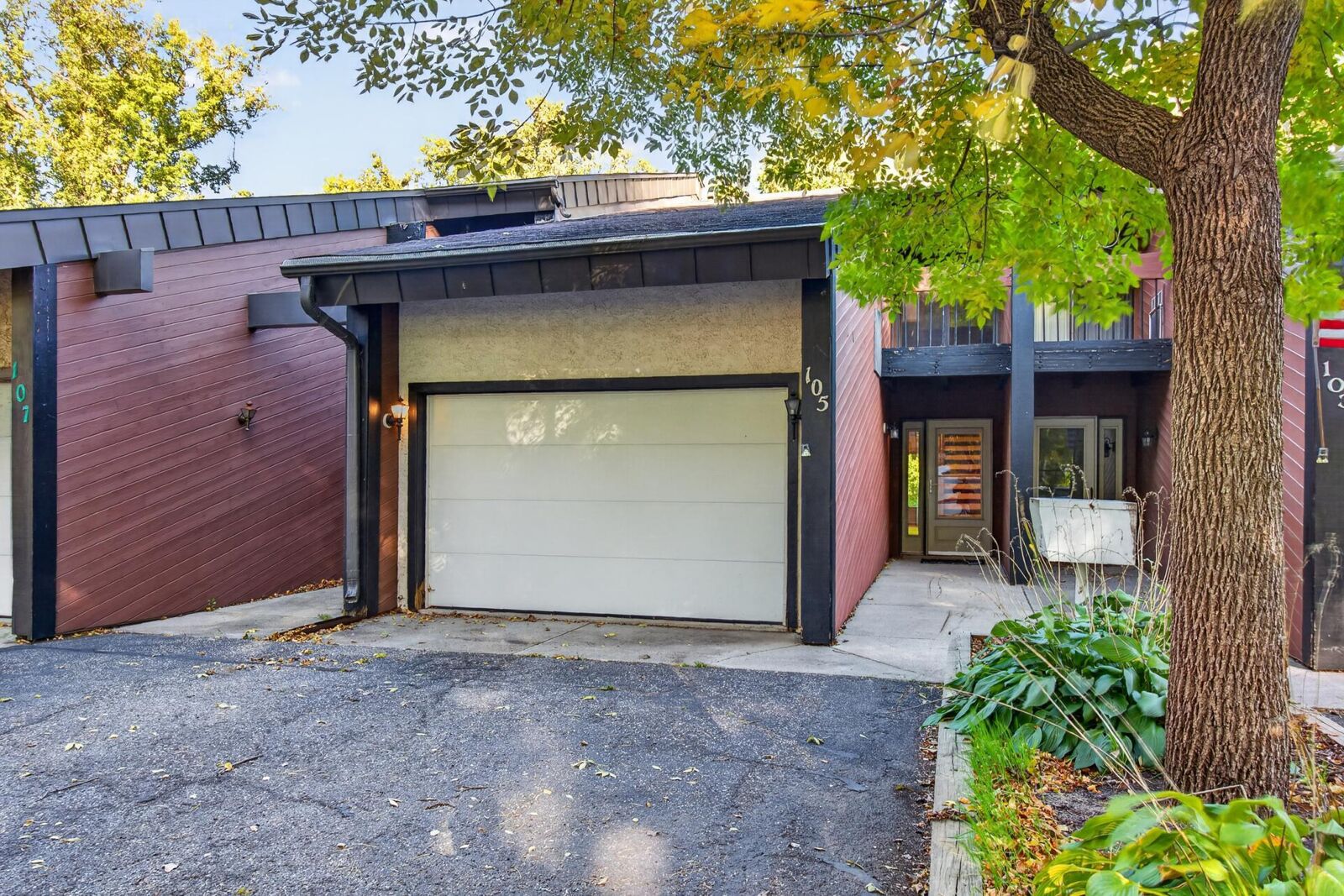 Property Photo:  105 Willow Court  MN 56537 