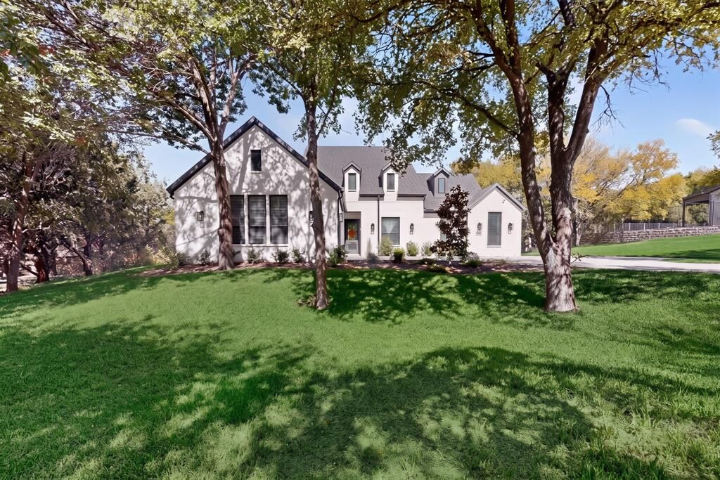 Property Photo: 2519 Tamaron Cove TX 75104