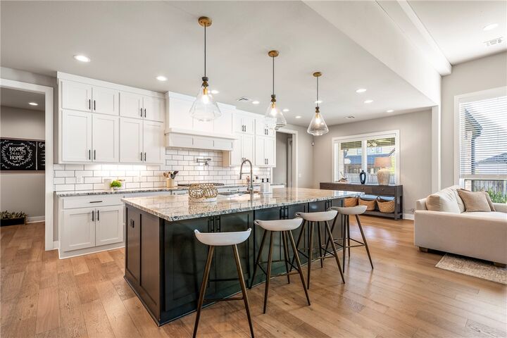 Property Photo:  4304 S 87th Place  AR 72713 