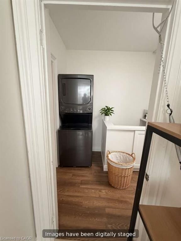 Property Photo: 107 Brant Avenue Upper ON N3T 3H4