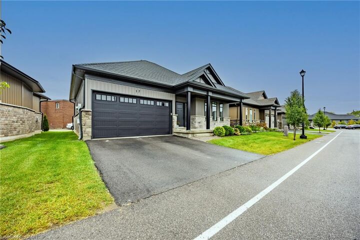 Property Photo:  24 Craddock Boulevard 17  ON N0A 1J0 