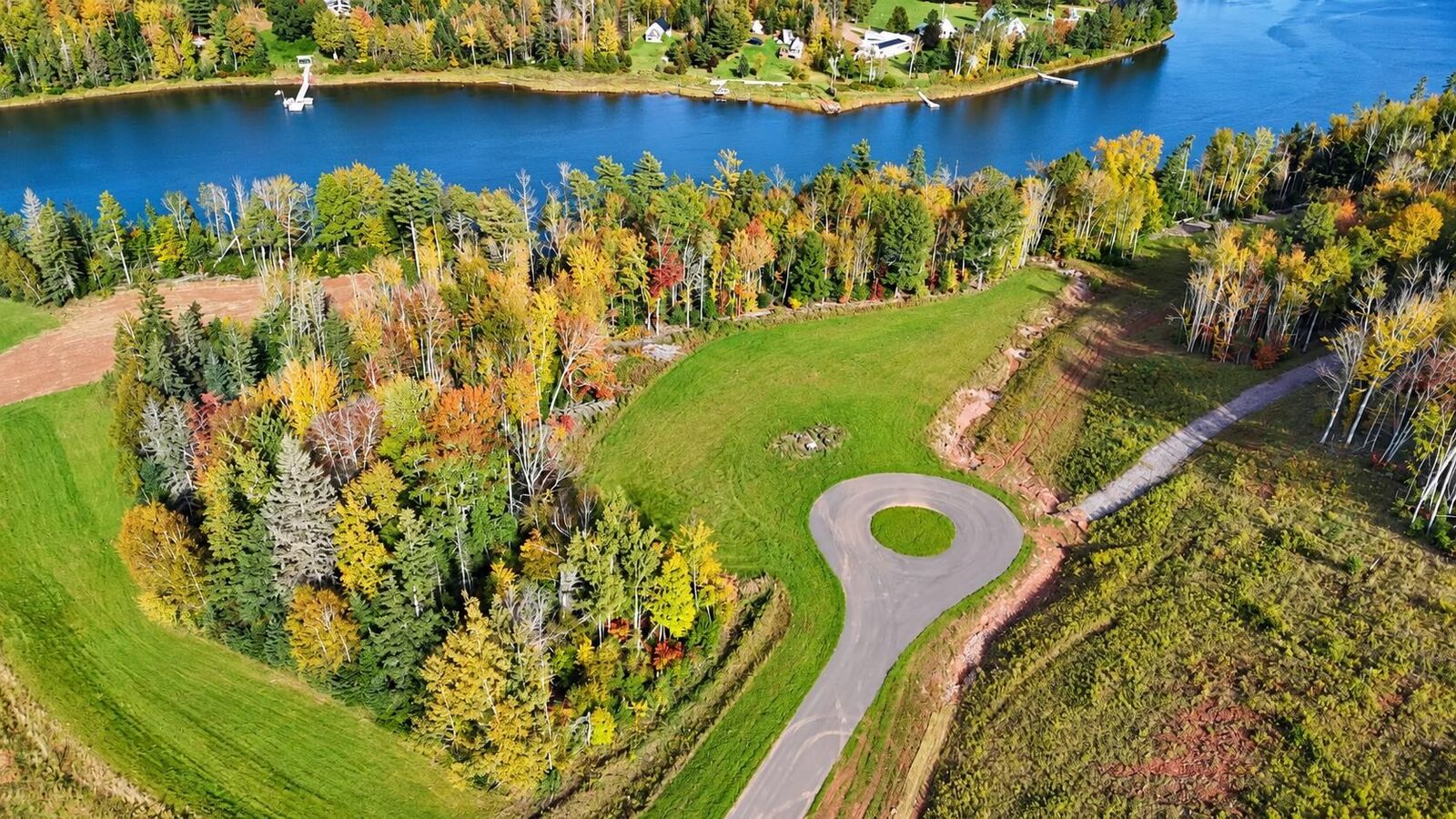 Property Photo:  C-10 Forest View Court  PE C0A 1E0 