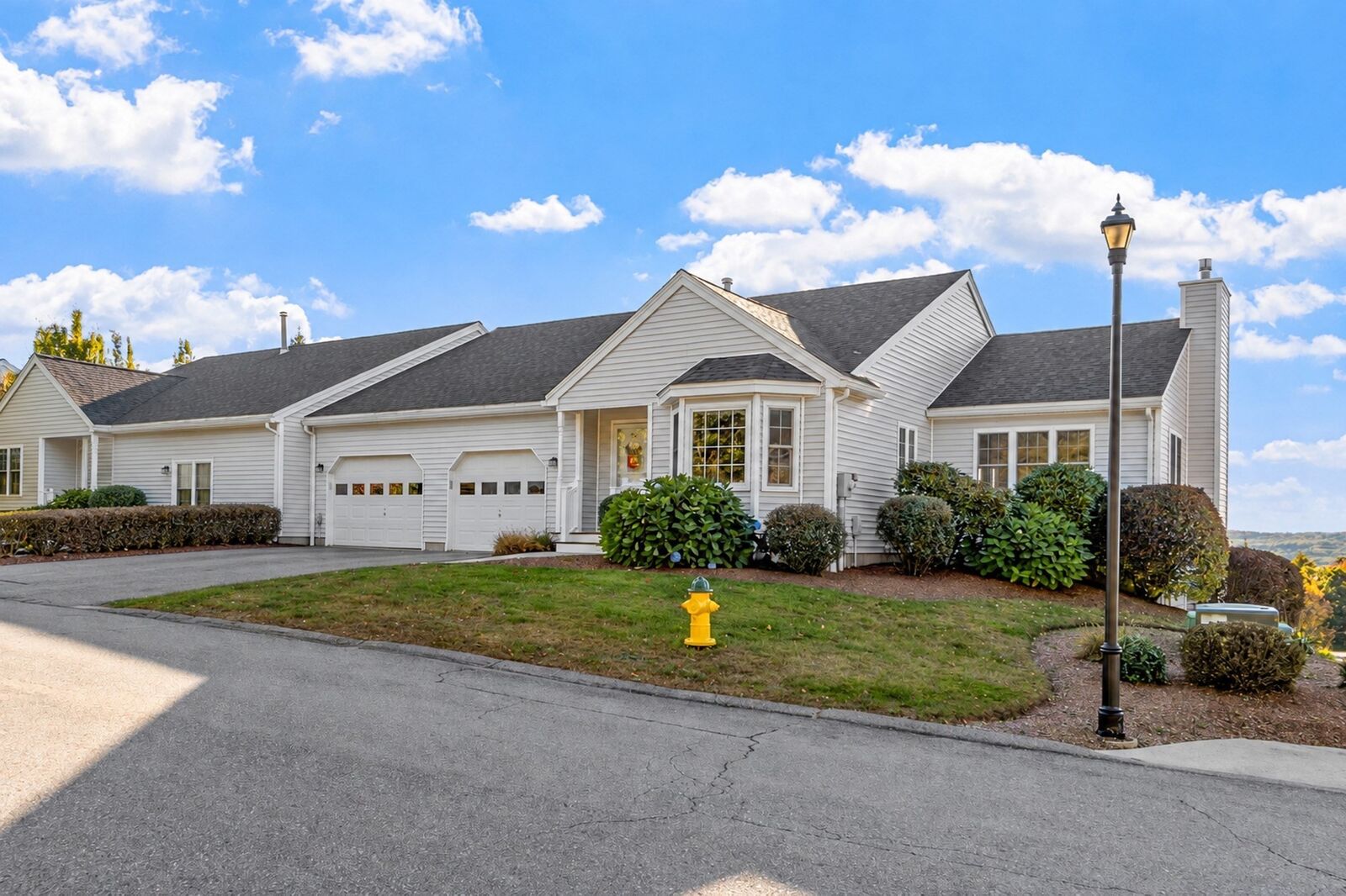 Property Photo:  41 Oak Leaf Rd 41  MA 01420 