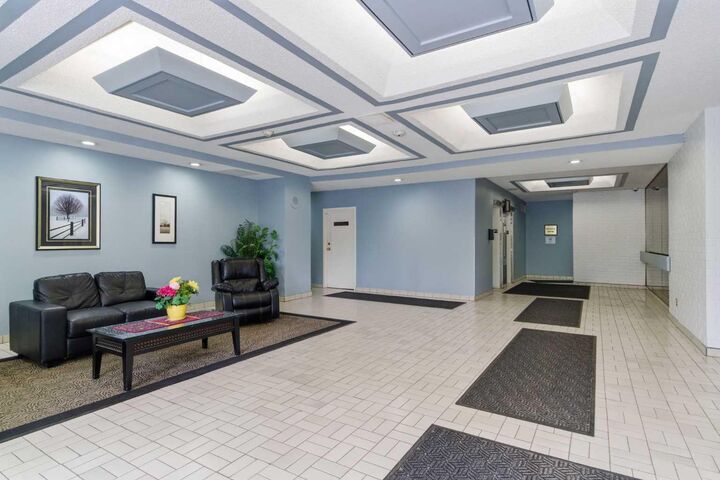 Property Photo:  924 14 Avenue SW 1513  AB T2R 0N7 
