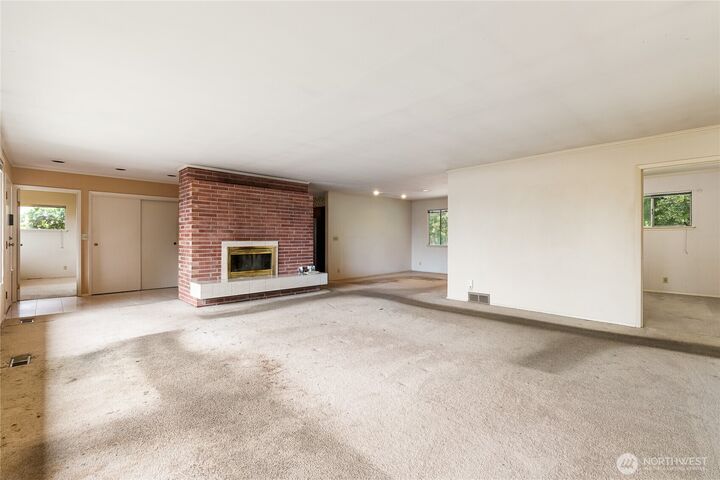 Property Photo: 701 Highland Drive WA 98225
