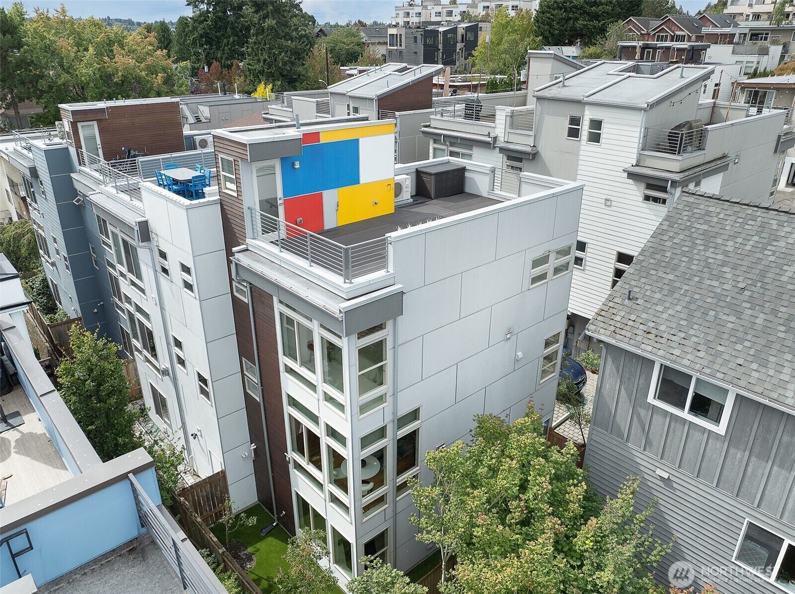 Property Photo:  4314  Whitman Avenue N B  WA 98103 