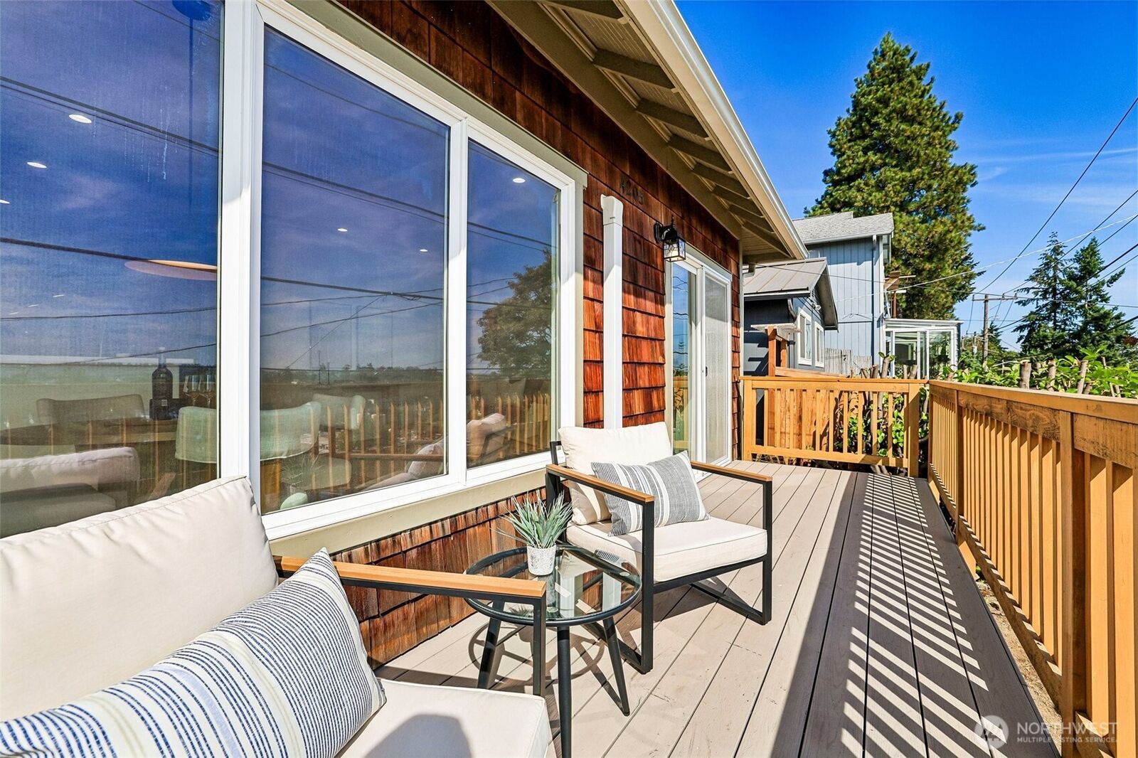 Property Photo:  4205  34th Avenue S  WA 98118 