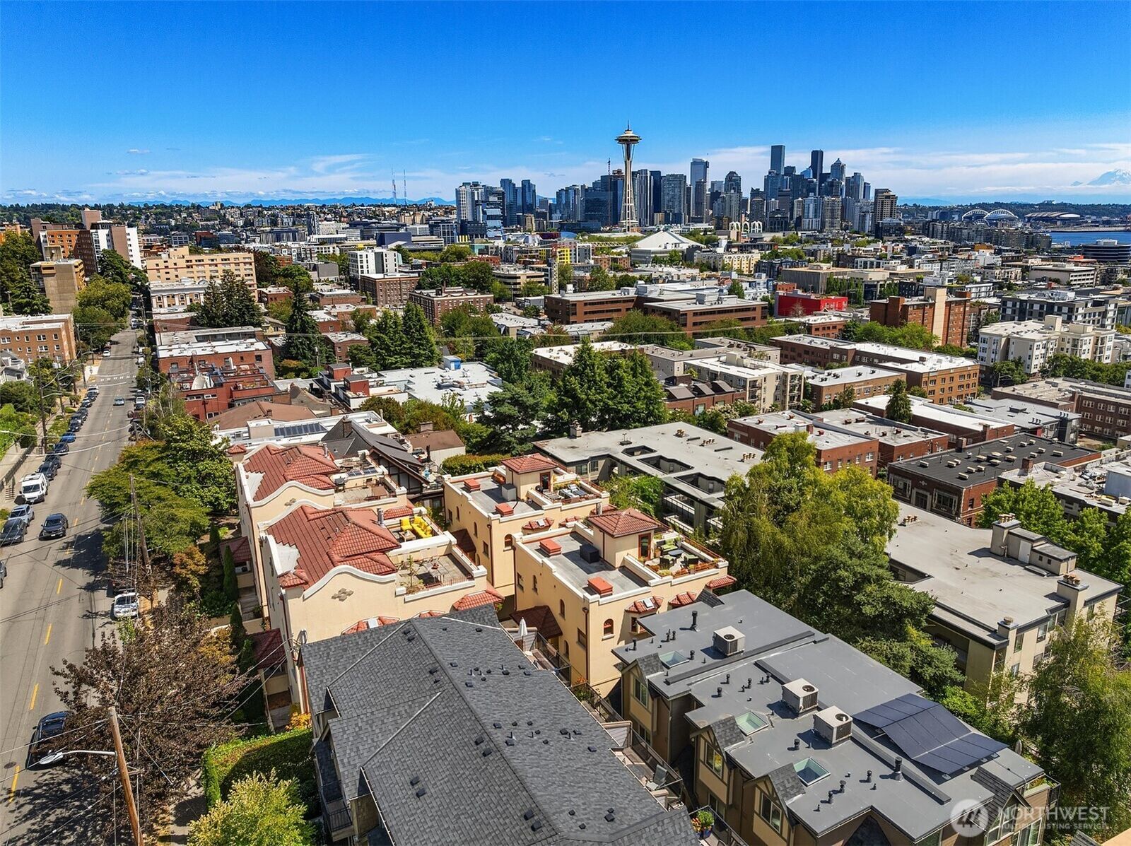 Property Photo: 371 W Olympic Place WA 98119