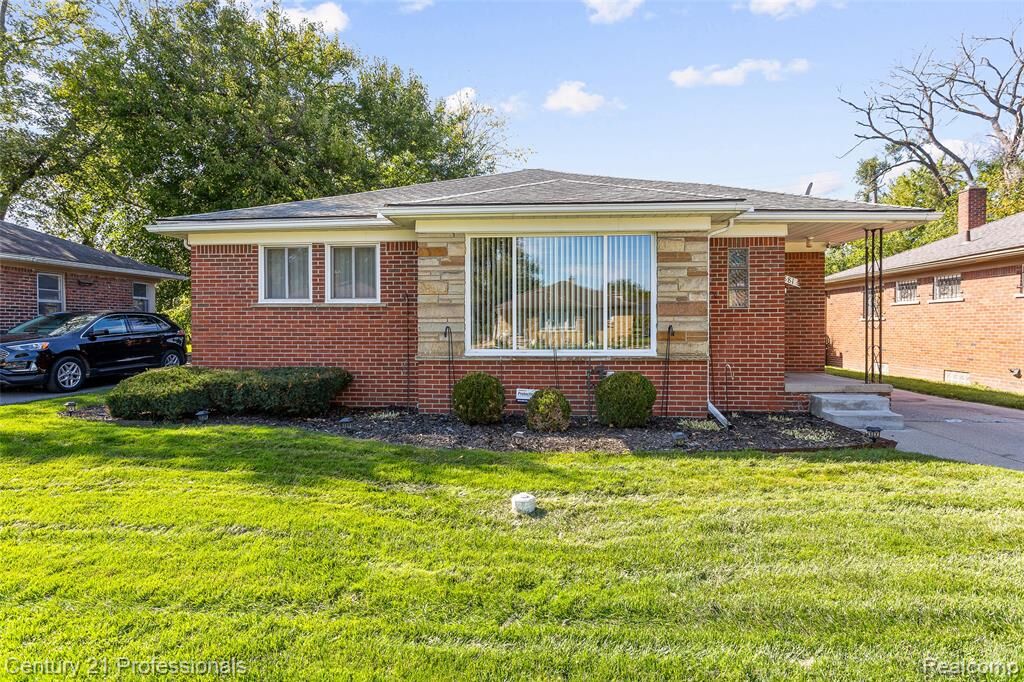 Property Photo:  23881 Morton Street  MI 48237 