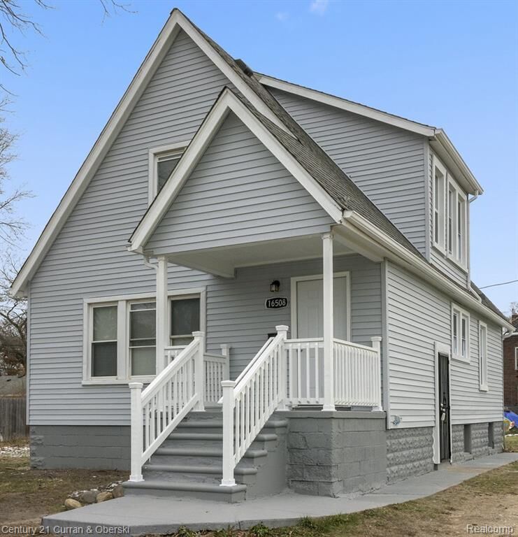 Property Photo:  16508 Turner Street  MI 48221 