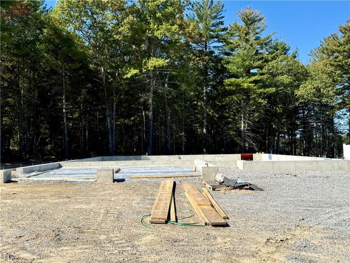 Property Photo:  87 Sunset Lake Circle Circle  RI 02816 