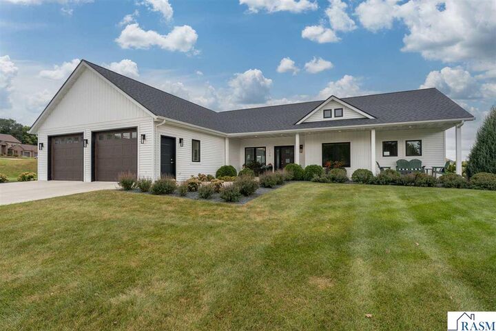 Property Photo:  126 Shoreview Drive  MN 56028 