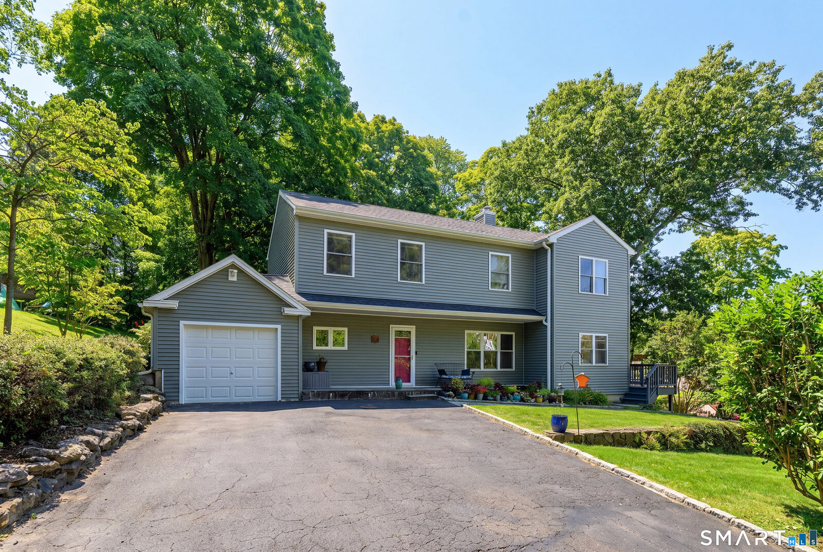 Property Photo:  14 Moody Lane  CT 06811 