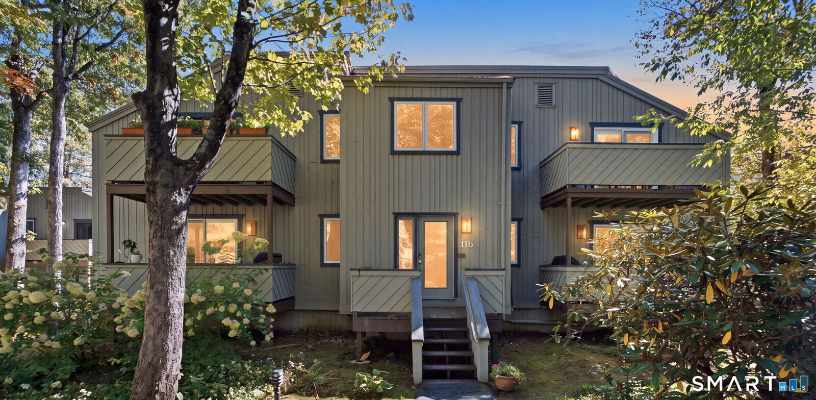 Property Photo:  11 Byrne Court B2  CT 06032 