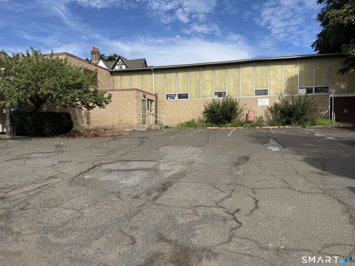 Property Photo:  Soundview Avenue  CT 06904 