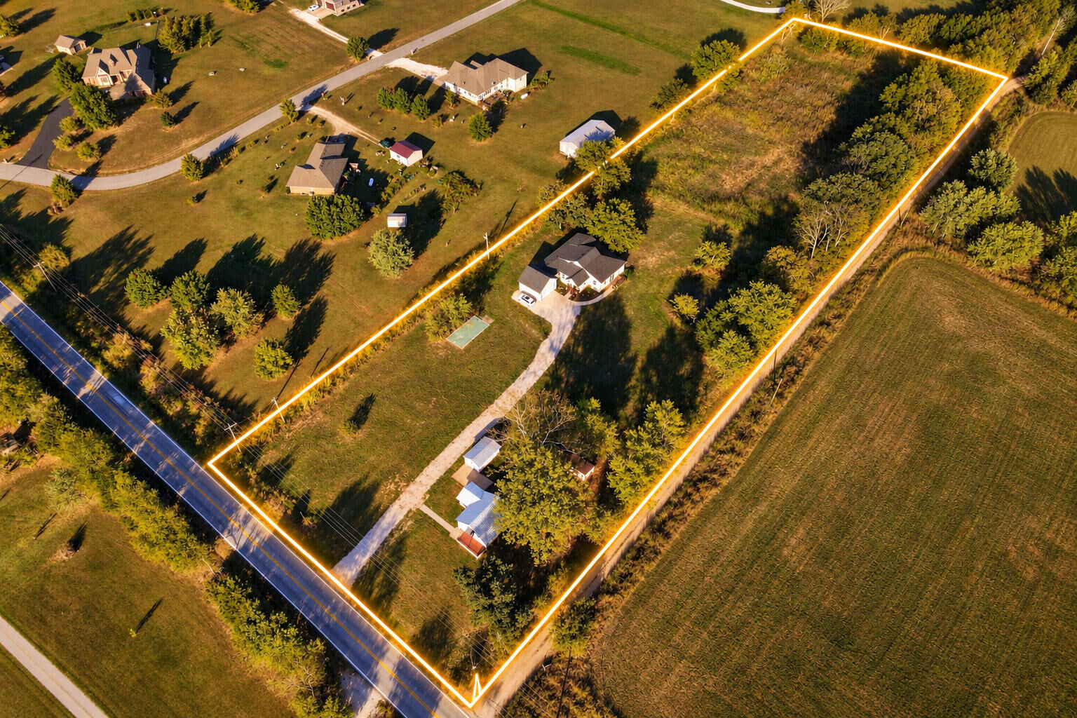 Property Photo:  6074 6080 N State Highway 125  MO 65742 