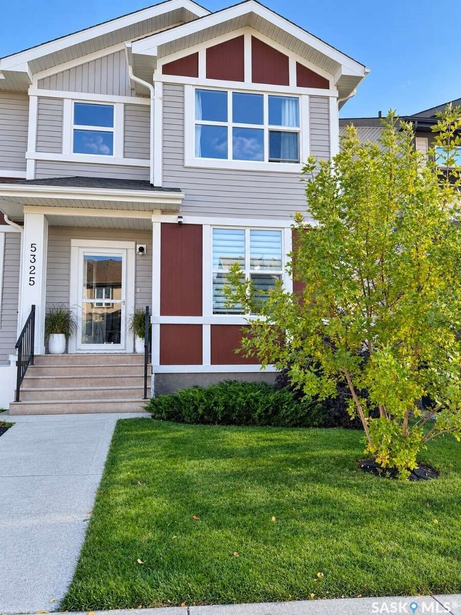 Property Photo:  5325 Green Silverberry Drive E  SK S4V 3M5 