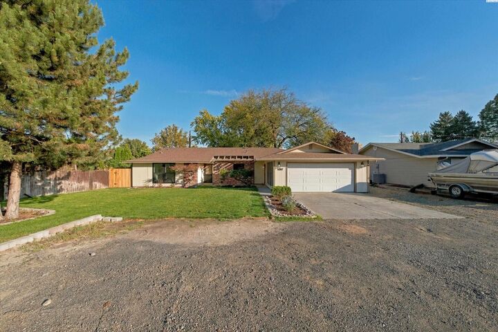 Property Photo: 4917 W Sylvester St WA 99301