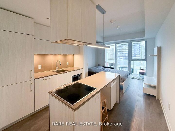 Property Photo: 15 Lower Jarvis Street 1509 ON M5E 0C6