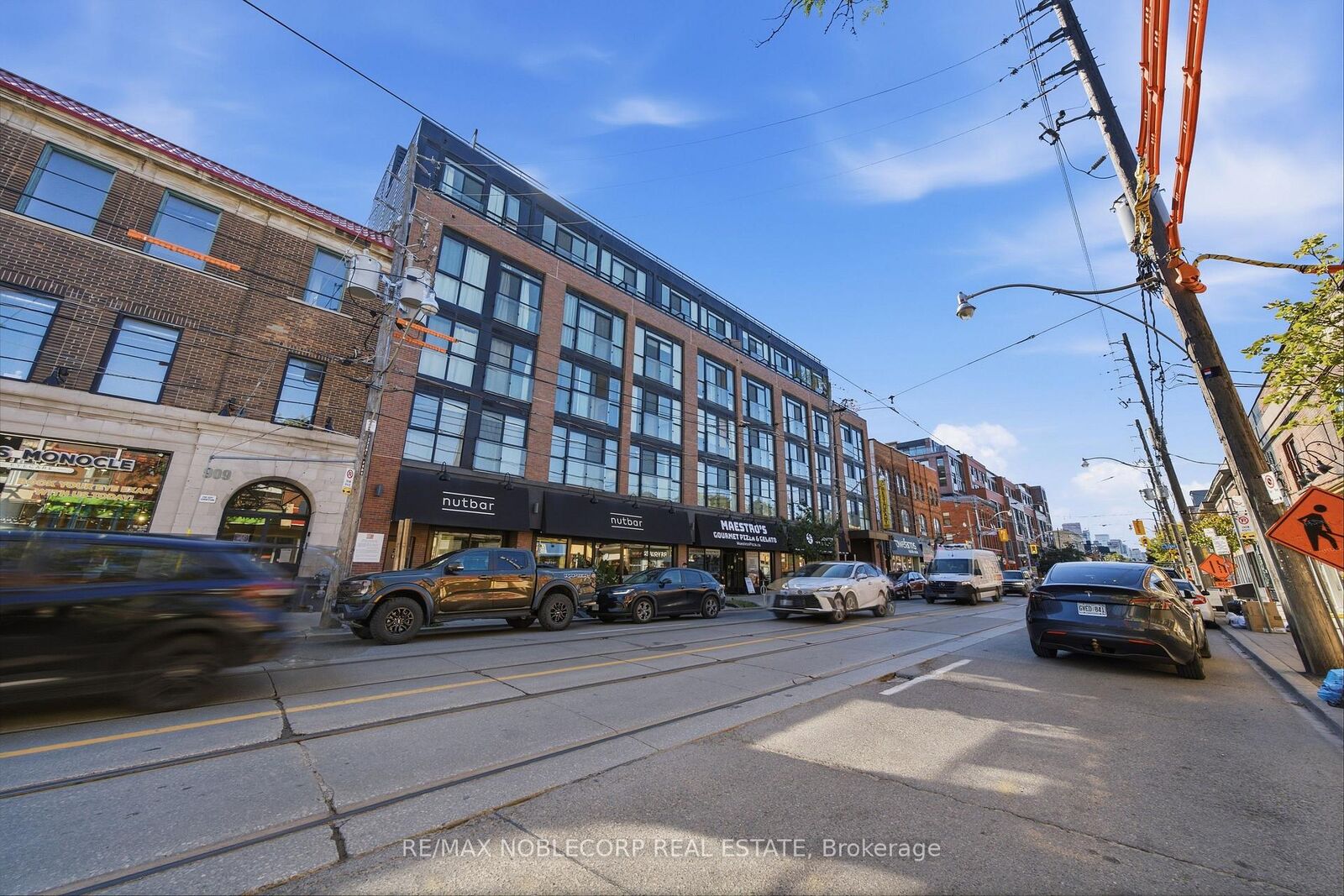 Property Photo:  899 Queen Street 413  ON M4M 0C8 