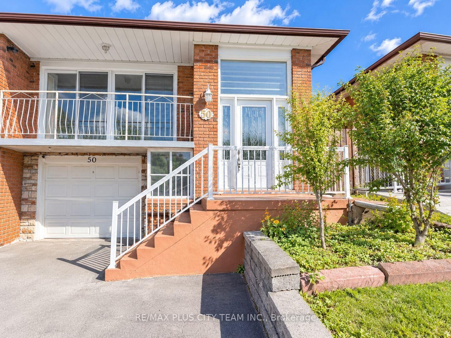 Property Photo:  50 Blossom Crescent Main  ON M3N 2B2 