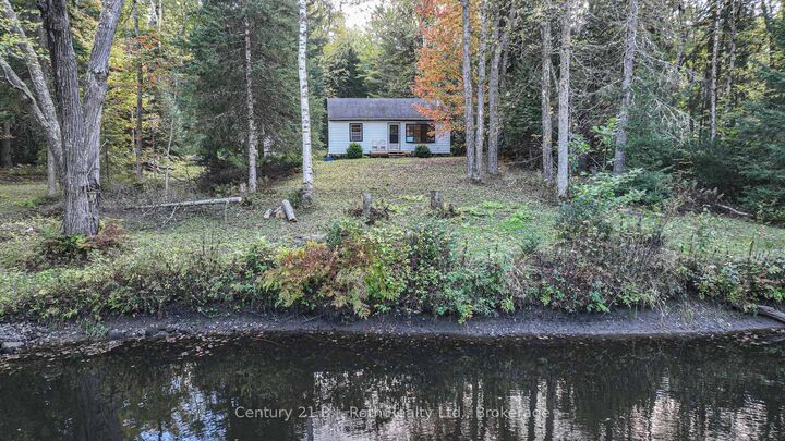 Property Photo: 6571 Pioneer Village Lane ON L0K 1W0