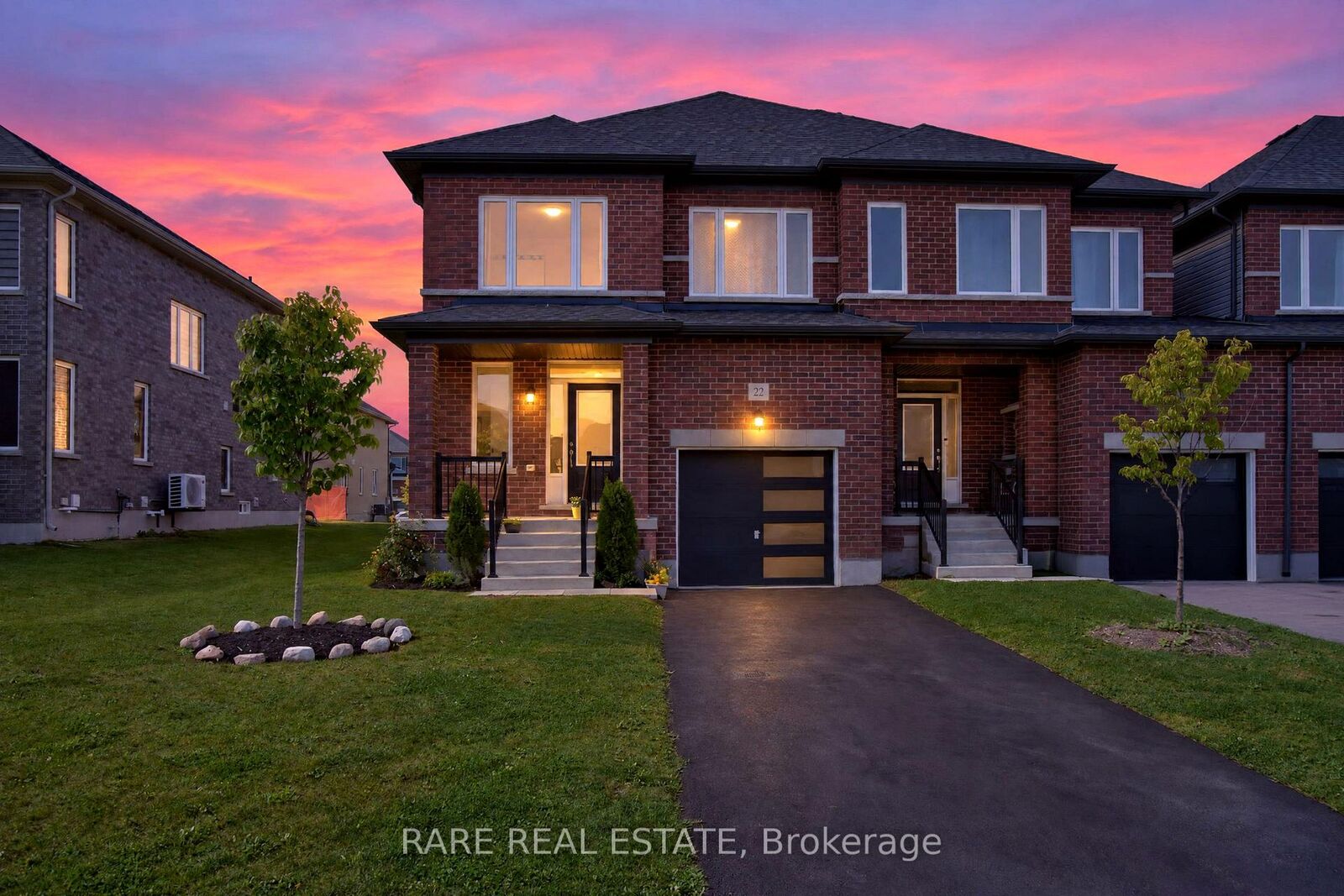 Property Photo:  22 Autumn Drive  ON L9Z 0K7 