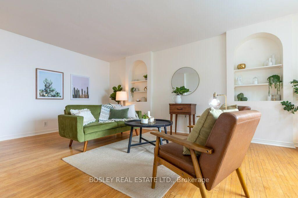 Property Photo: 2693 Lakeshore Boulevard W 1 ON M8V 1G6