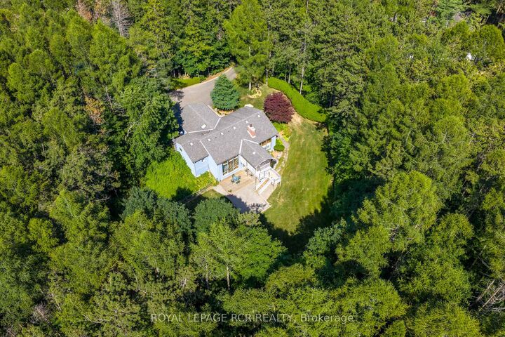 Property Photo:  12 Damascus Drive  ON L7C 0A4 