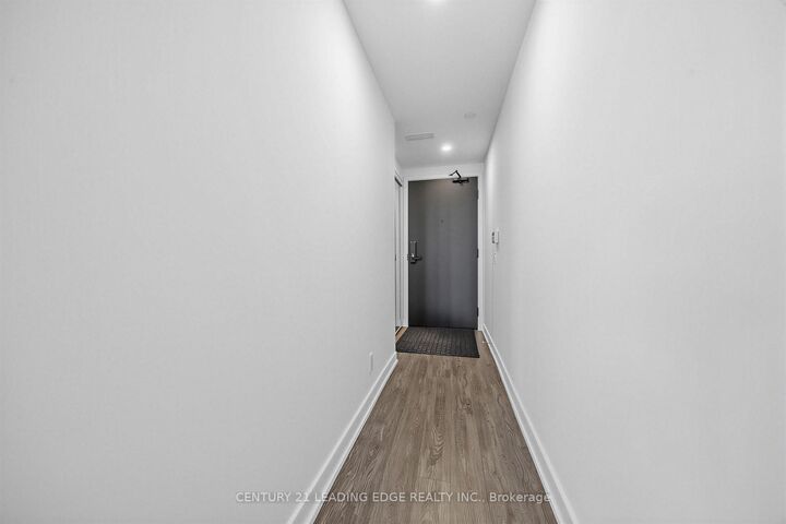 Property Photo: 88 Queen Street E 1602 ON M5C 0B6