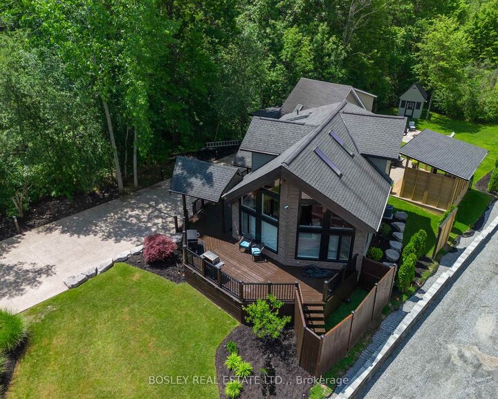 Property Photo: 4949 Lyon's Parkway ON L2E 6S6