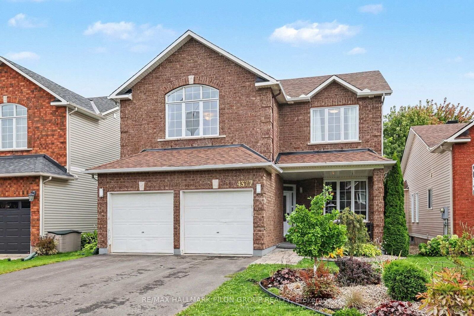 Property Photo:  4377 Rainforest Drive  ON K1V 1L4 
