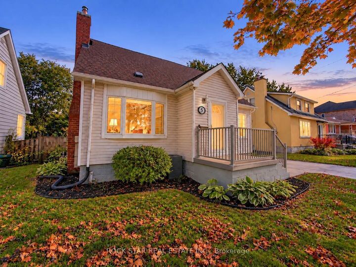 Property Photo:  5 Athens Street  ON L9C 3K8 