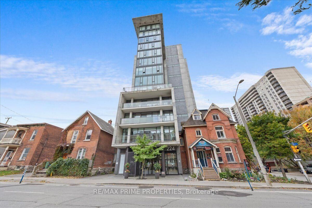 Property Photo: 224 Lyon Street N ON K1R 0C1