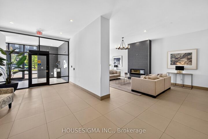 Property Photo:  240 Villagewalk Boulevard 903  ON N6G 0P6 