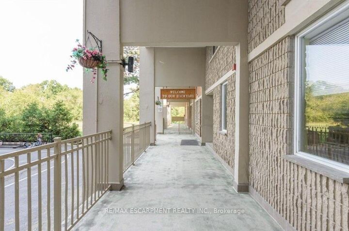 Property Photo:  350 Quigley Road 346  ON L8K 5N2 
